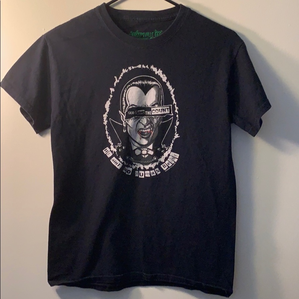 God save the count vampire tee